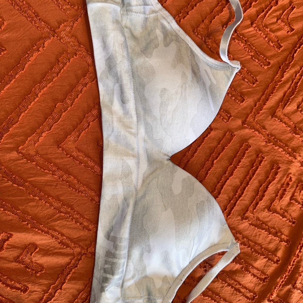 PINK Victoria's Secret Gray Camo Bra